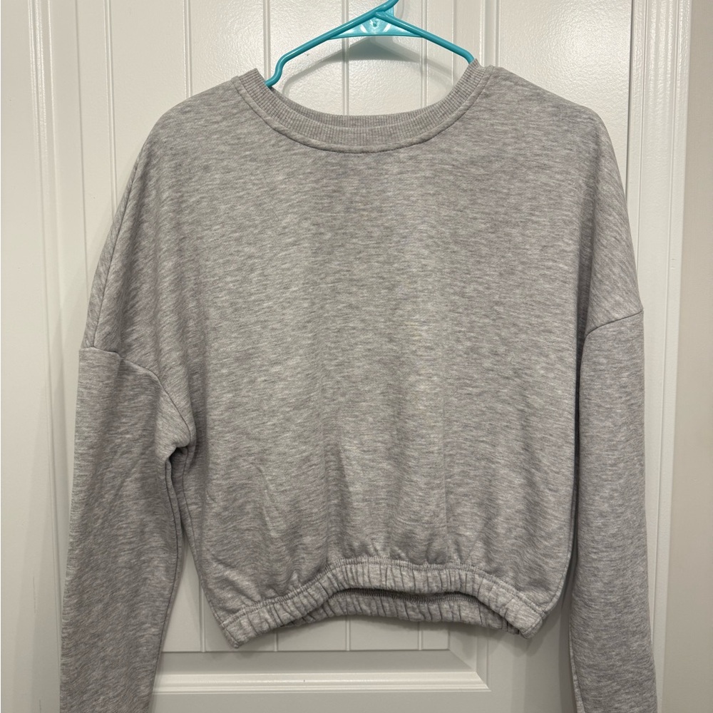 Gray cinch waist crop top
